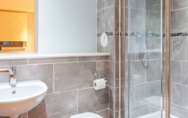 Modern Two Bedroom Apartment