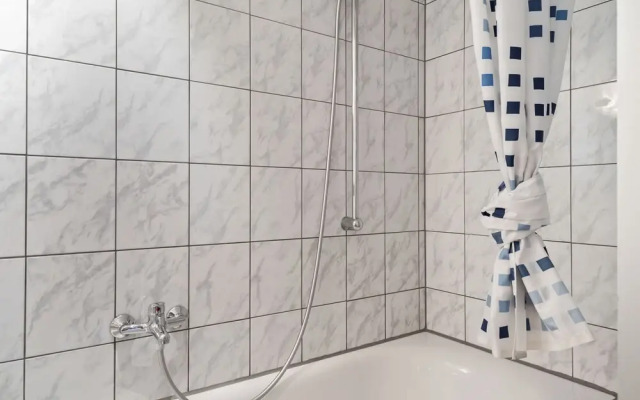 Plush Holiday Home in See im Paznauntal With Balcony