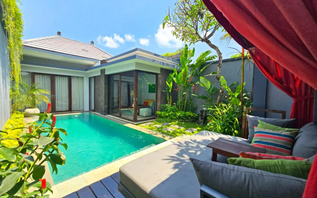 SEMINYAK ICON by Karaniya Experience