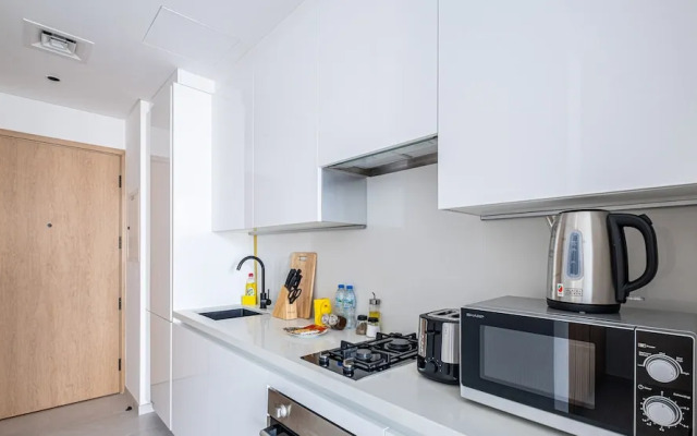 LUX Holiday Home - Marquise Square 1