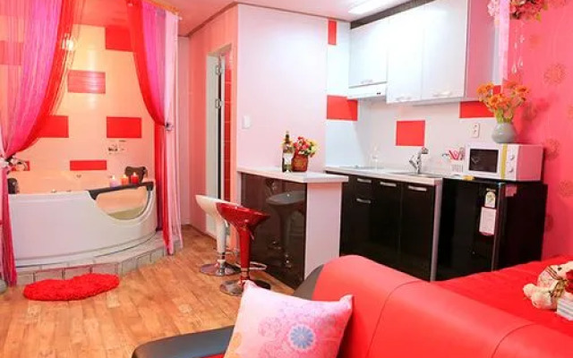 Gyeongju Aurora Pension