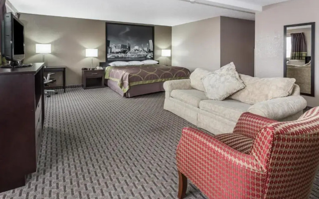 Super 8 Mundelein/Libertyville Area