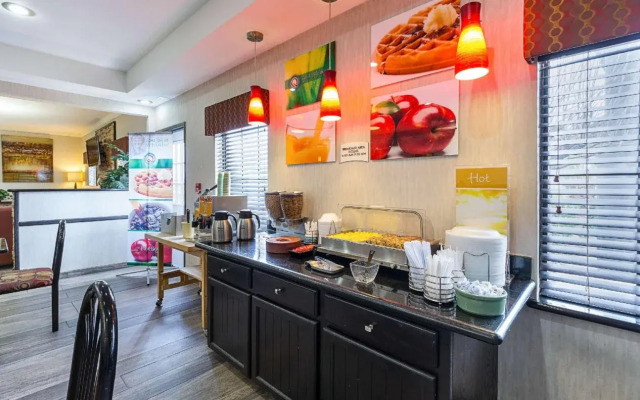 Quality Inn & Suites Beaumont