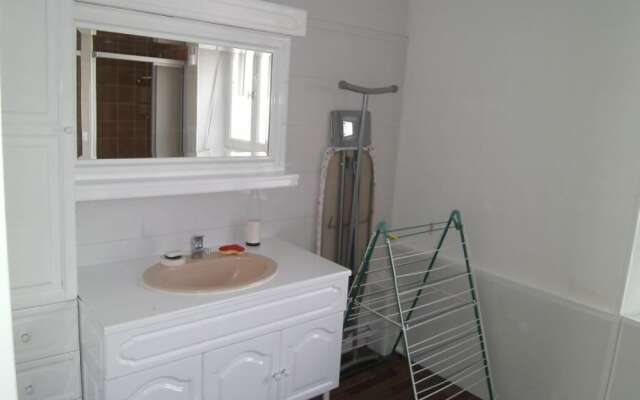 Location Touristique APPARTEMENTS CERISE et LITCHI