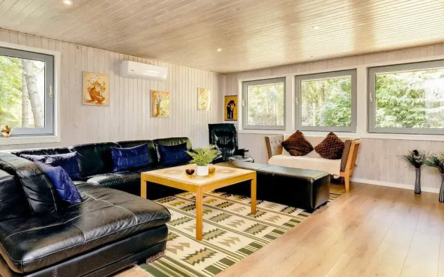 8 Person Holiday Home in Hadsund
