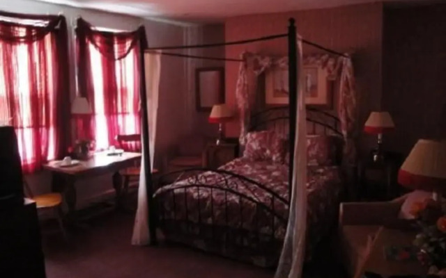 Biltmore Suites Hotel