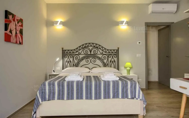 Blue Room - Beach View Villa Controvento