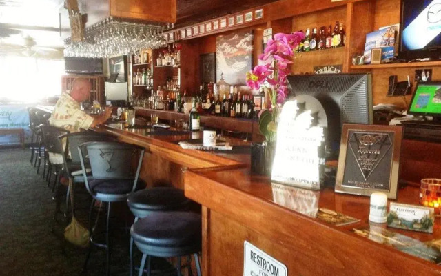 The Gateway Restaurant & Lodge