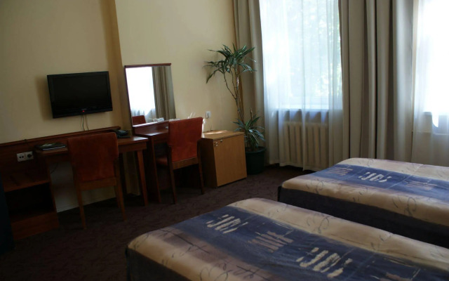 Hotel Metropolis