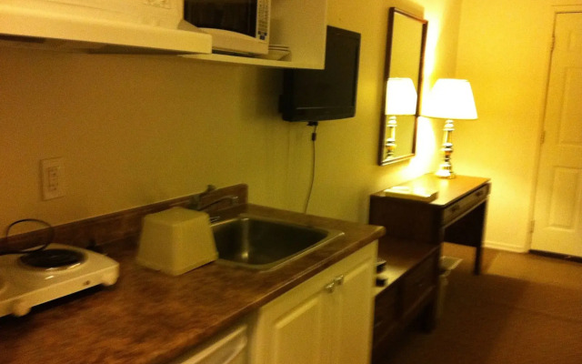 Redwood Motor Inn