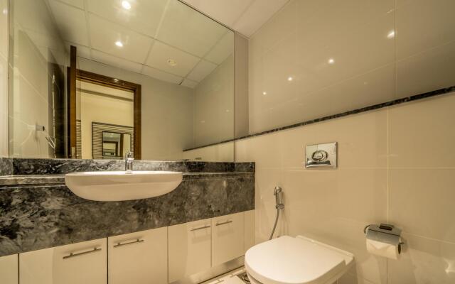 Al Habtoor City - Amna Tower 3701