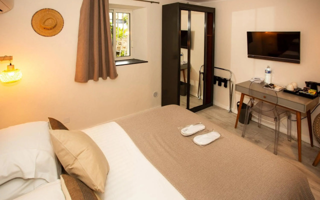 Villa Claudia Hotel