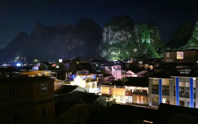 Yangshuo Showbiz Youth Hostel