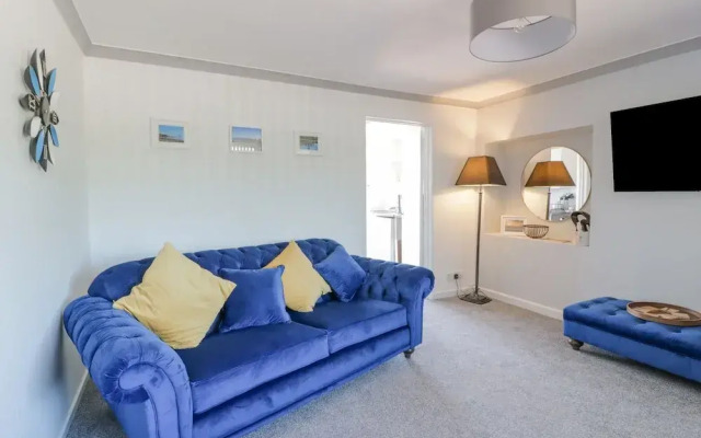 22 Turnberry Road