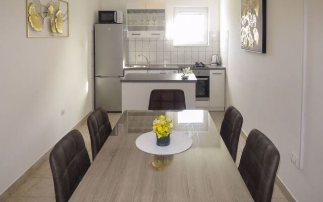 House Tone Privlaka