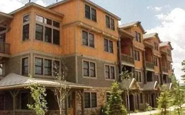 Kicking Horse Lodges By Resort Management Group