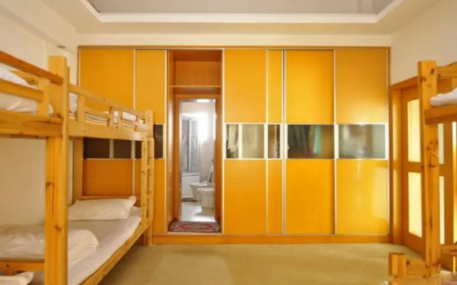 Green Pavilion Brigade Hostel