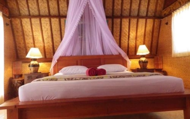 Sandy Beach Bungalows