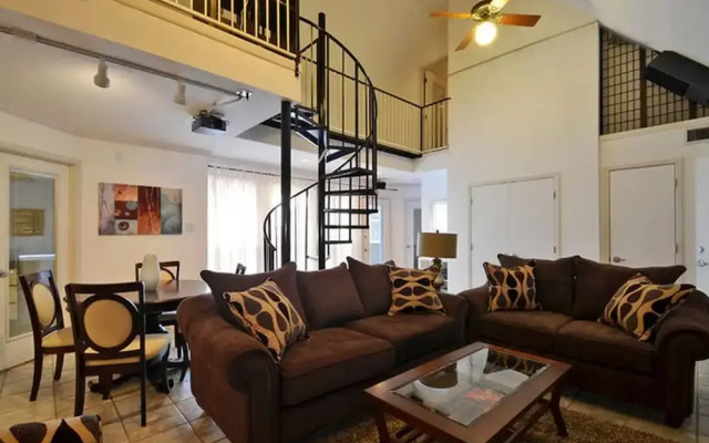 AustinStays 4 Bedroom Suite
