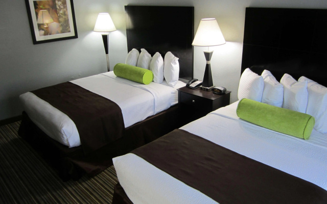 Best Western Plus Sunrise Inn