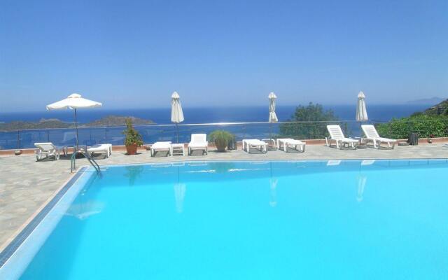 Adrakos Apartments (Adults Only)