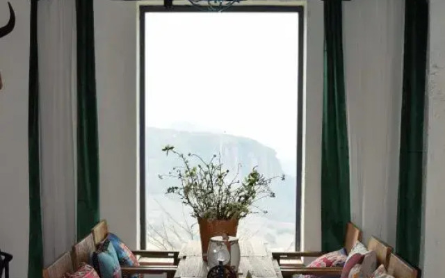 Duoyishu Yunshang Courtyard Inn