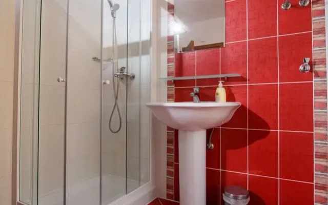 Plavo Nebo Oleander Apartments