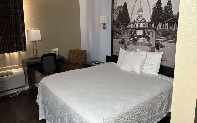 Super 8 by Wyndham Sullivan