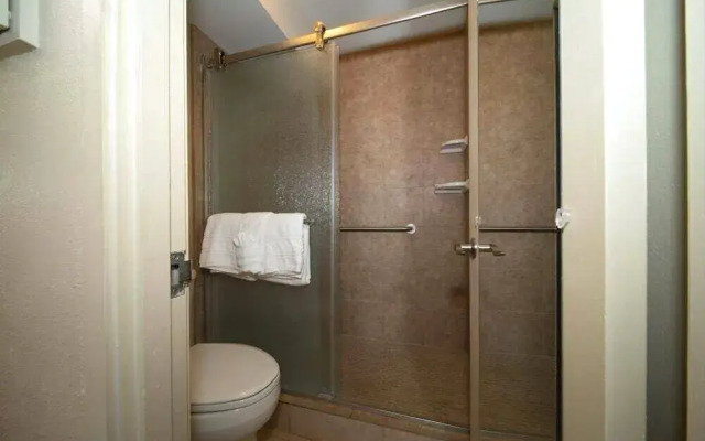 Hale Ono Loa 402 - 1 Br Condo