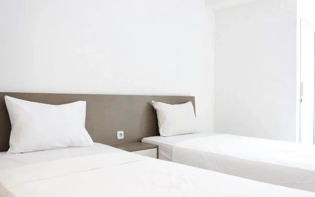 Comfy Studio Apartment at Emerald Tower