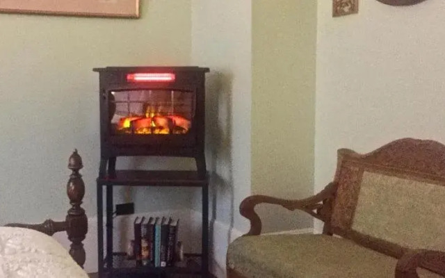 Starlight Pines Bed and Breakfast