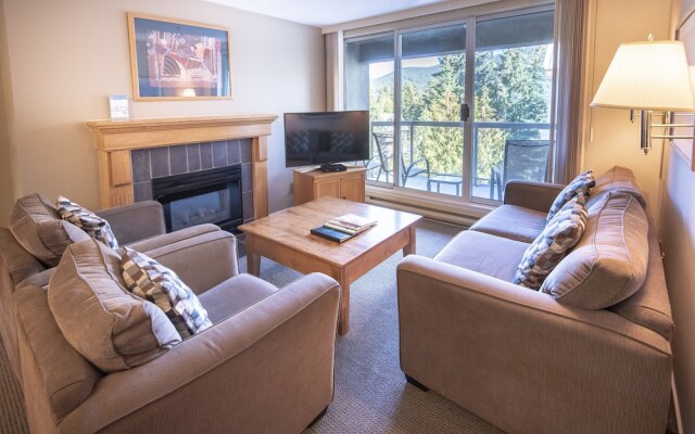 Woodrun Lodge