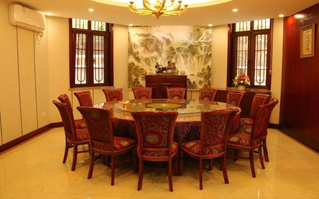 Jinhai Garden Holiday Hotel