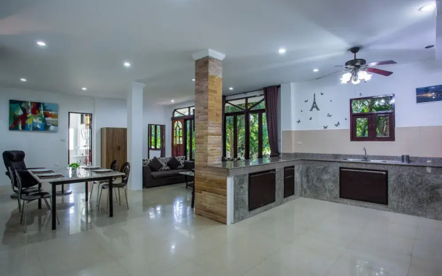 The Mayan Apartment