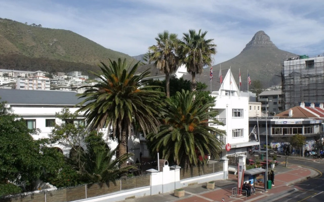 The Br33ze on Main - Sea Point