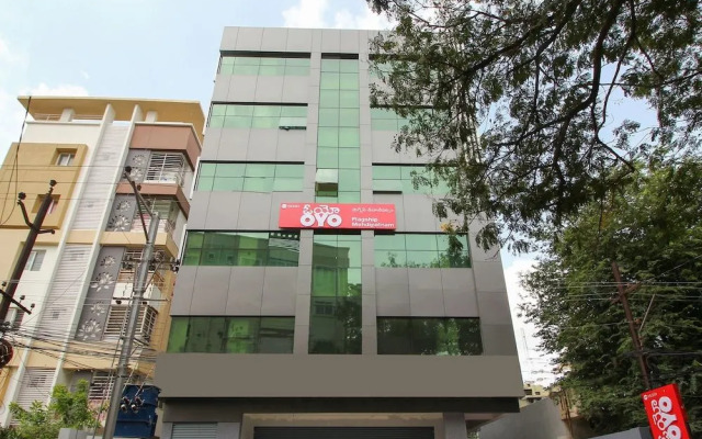 OYO 15391 Flagship Mehdipatnam
