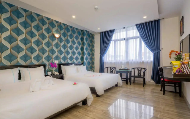 La Maison Da Nang Beach