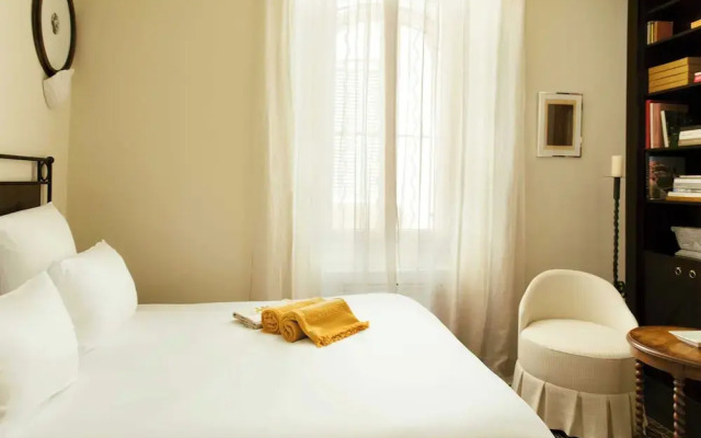 A/C Apt 2br/4p - 2min to La Ponche Beach/st-tropez