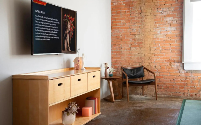Canvas Hotel Dallas