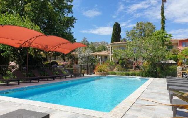 Residences Le Home  A Merula