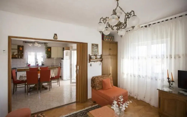 Žana - 30m From Beach - A1