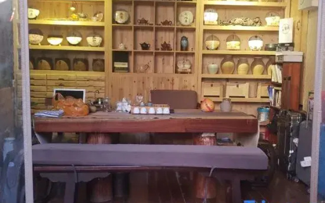 Wuji Parkjing Inn (Lijiang Ancient City Shop)