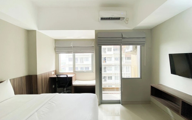 Simply Look Studio at LRT City Jatibening Apartment