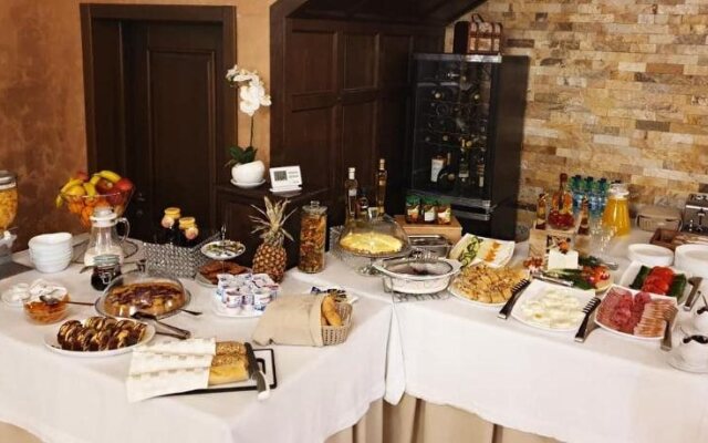 Hotel Yarus