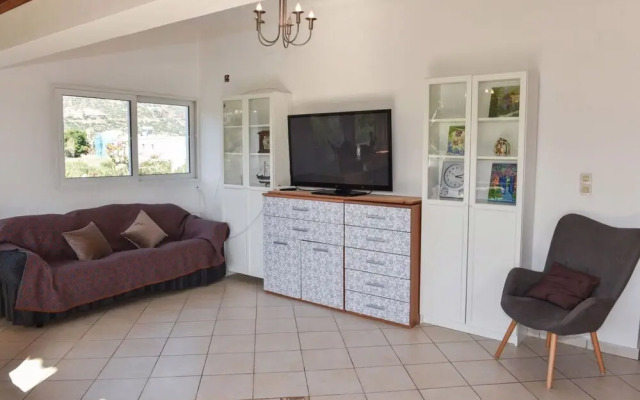 Sarakina Apartment 50m From The Beach