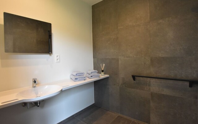 Countryside Delight, a Drive Away From Brugges, Lille and Ghent