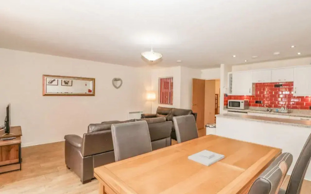 Apartment 1, 19 Cleveland Terrace