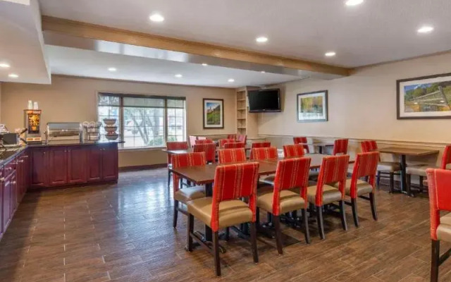 Mainstay Suites Foxboro - Mansfield