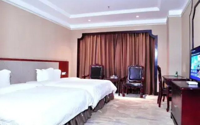Xianglong Hotel