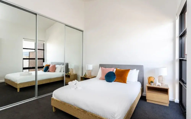 Little Grenfell Apartments by Urban Rest